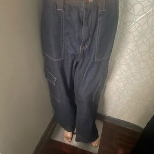 Ardens Dark Denim Cargo Pants
Size 11